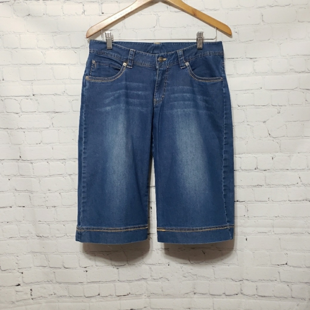 NWT Roper Ladies Sz 3 Denim Shorts
